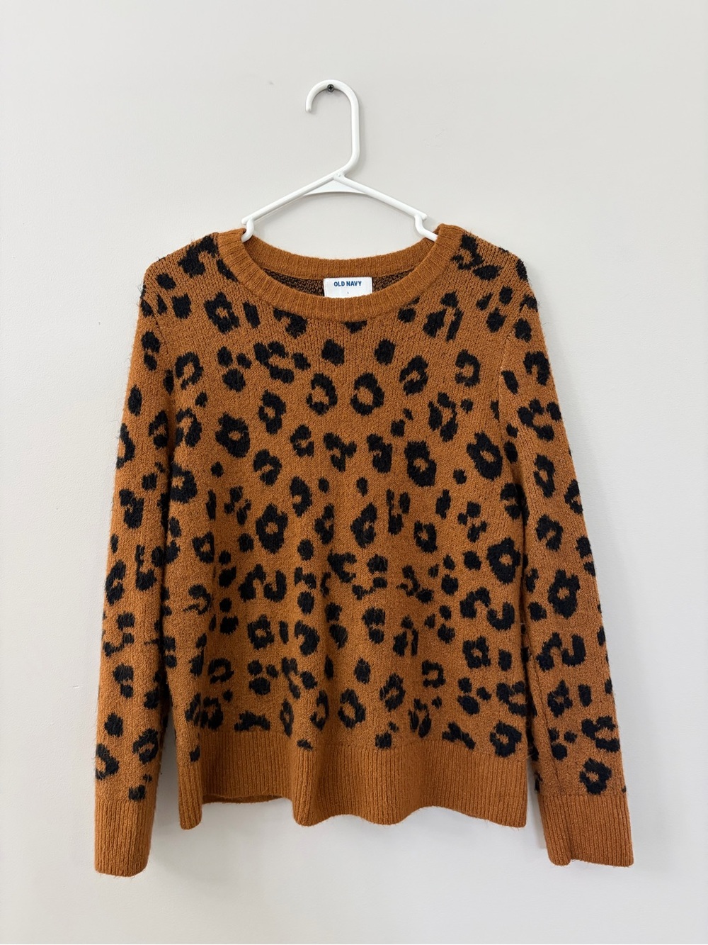 Old Navy Leopard-Print Crewneck Sweater in Brown and Black